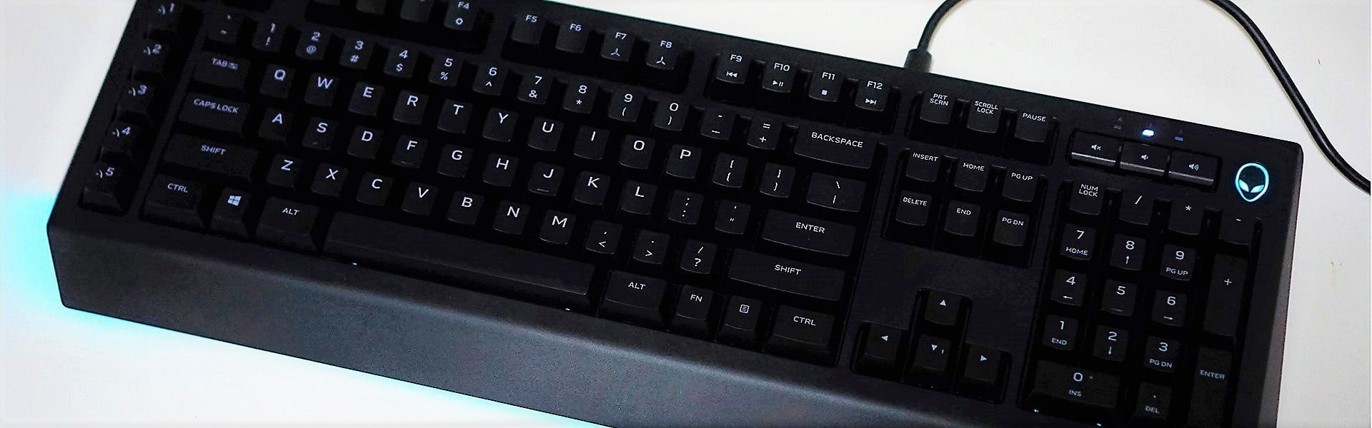 Alienware AW568 Keyboard Review 13