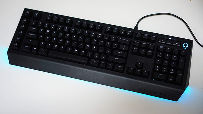 Alienware AW568 Keyboard Review 16