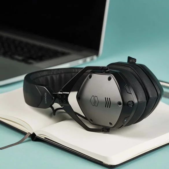 V-MODA Unveils M-200 ANC, Its First Bluetooth Active Noise Cancelling Headphone 25