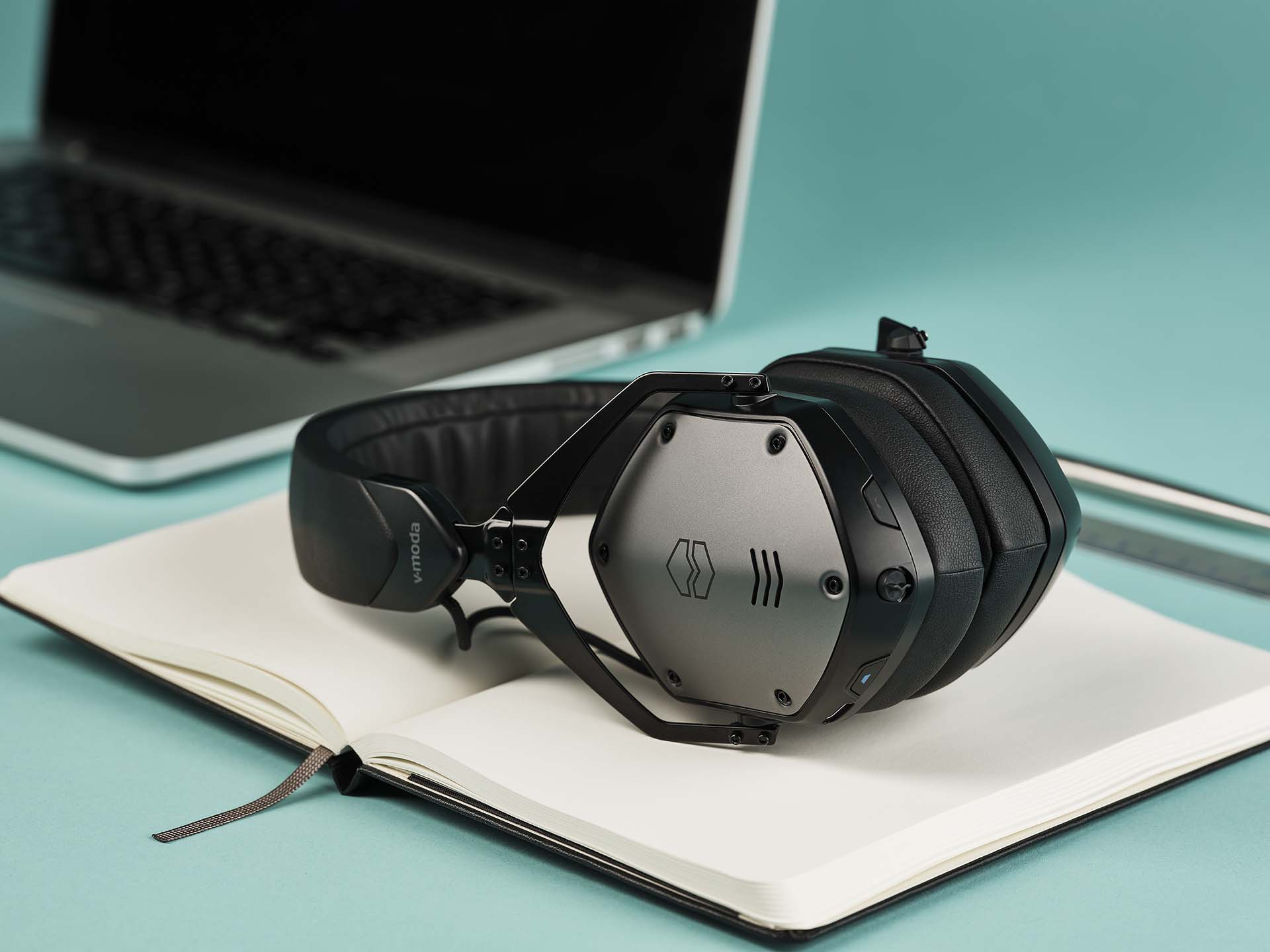 V-MODA Unveils M-200 ANC, Its First Bluetooth Active Noise Cancelling Headphone 18