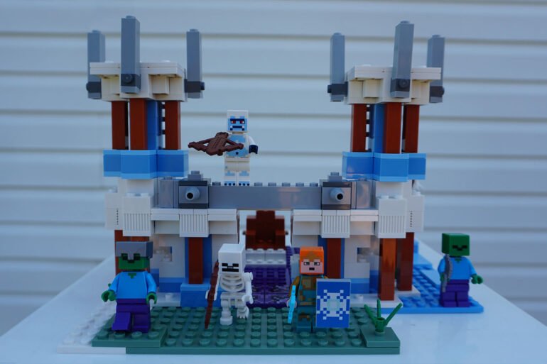 LEGO Minecraft Ice Castle (21186) Review: Unleash Your Creative Frost