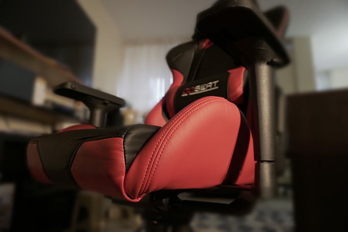 OPSEAT Master Series PC Gaming Chair Review 14