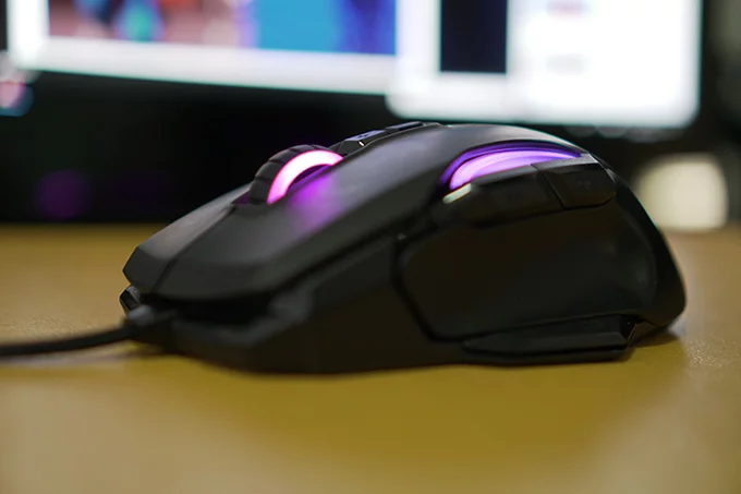 Roccat Kone Aimo Gaming Mouse Review 35