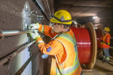 Rogers expands 5G to entire TTC subway 13