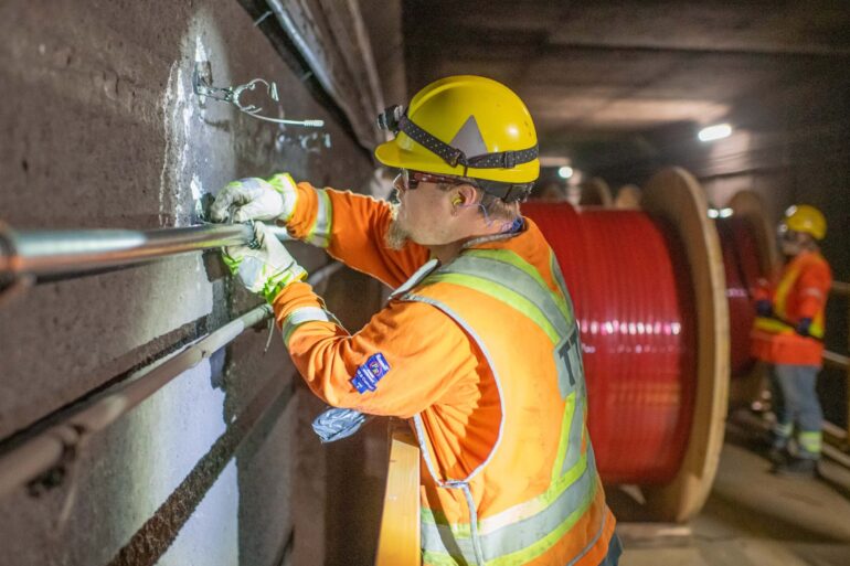 Rogers expands 5G to entire TTC subway 30