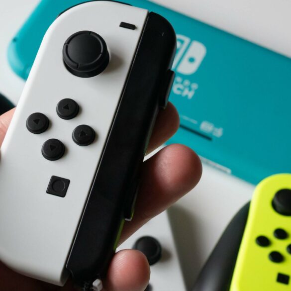 Report Suggests Nintendo Switch 2 Could Have Magnetic Joy-Cons; May Not Be Compatible With Current Models 26